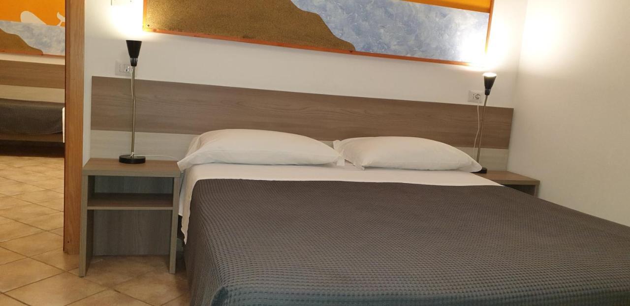 Hotel Corallo Fregenae Kültér fotó