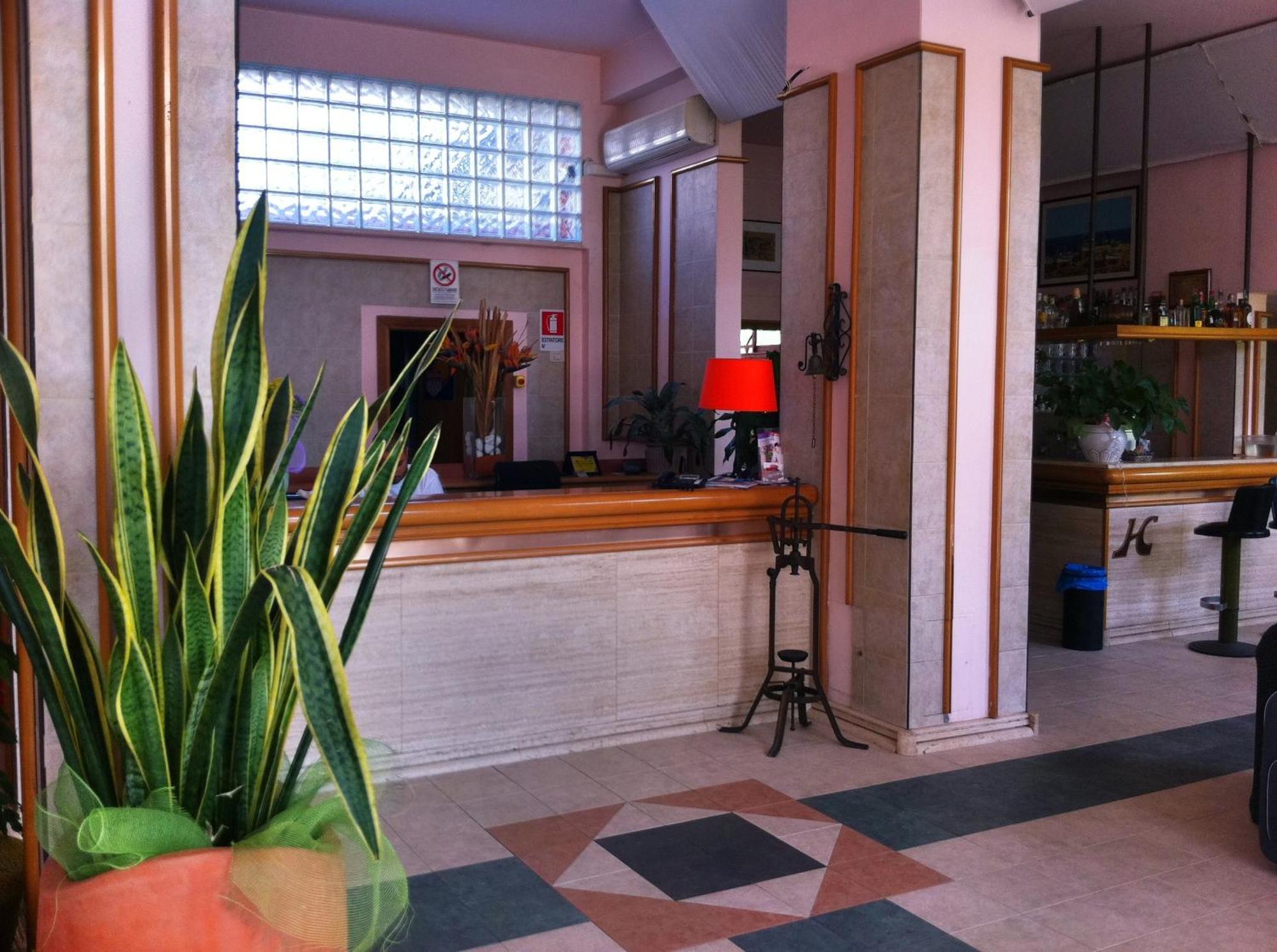 Hotel Corallo Fregenae Kültér fotó