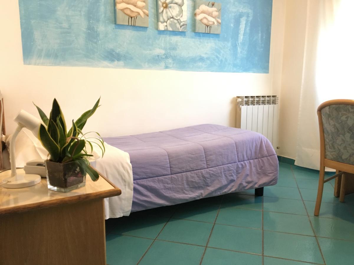 Hotel Corallo Fregenae Kültér fotó