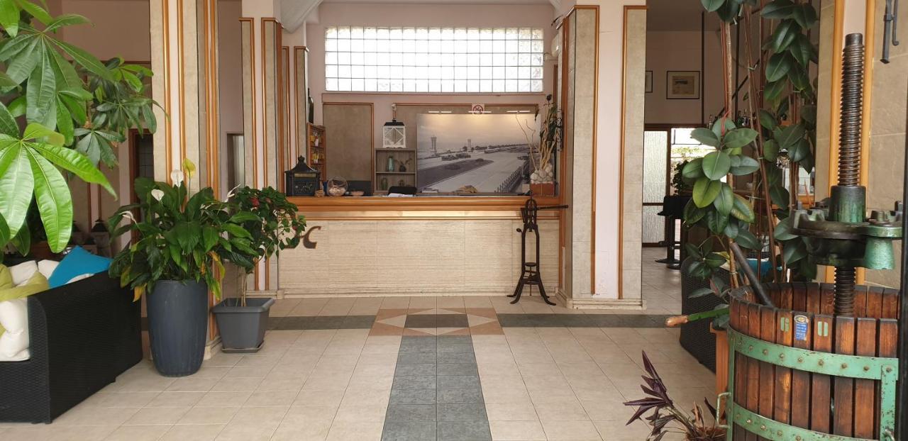 Hotel Corallo Fregenae Kültér fotó